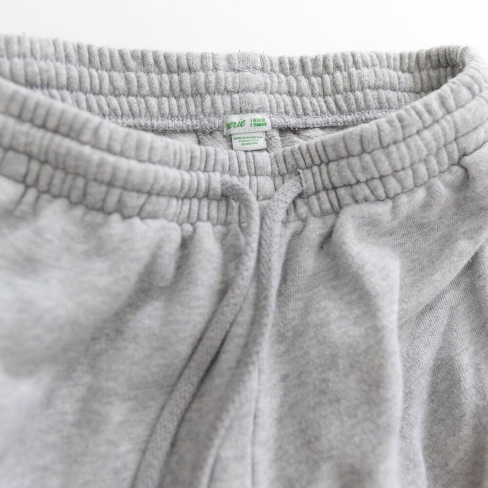 Aerie Light Grey Jogger Sweatpants | size small